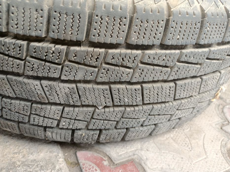 Продам резину с дисками железными
