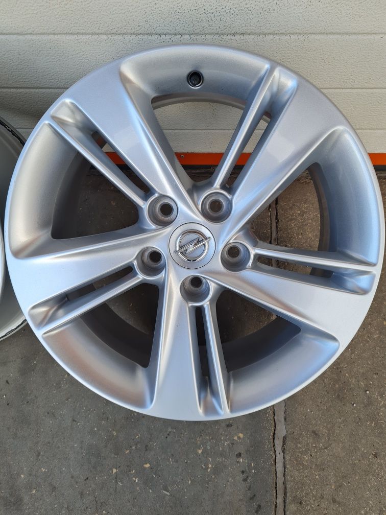 Оригинални джанти за ОПЕЛ OPEL R17 5x115 ET45 7.5J