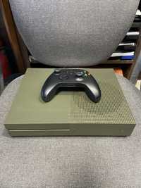 MDM vinde: Consola Microsoft Xbox One S, 1TB, Military Green.