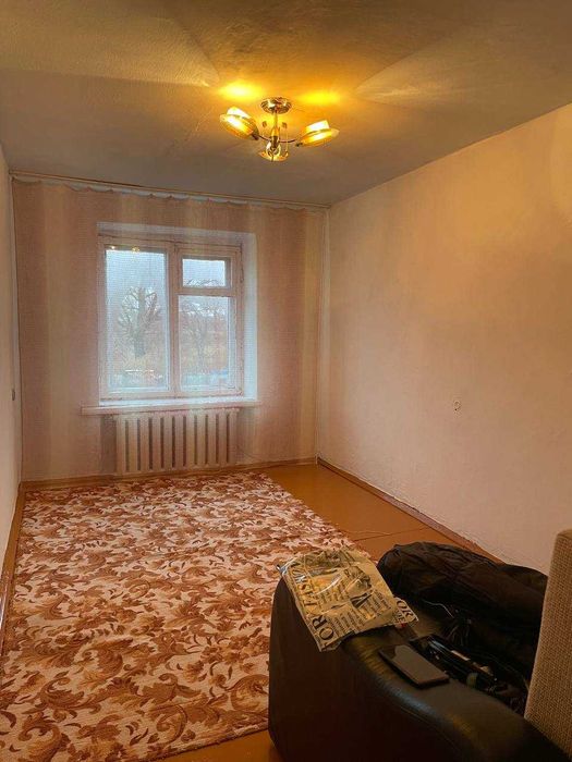 продам двухкомнатную квартиру