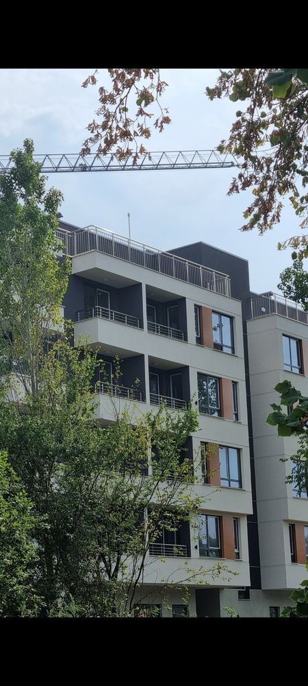 Апартамент 180м2 нов озаведен с акт 16
