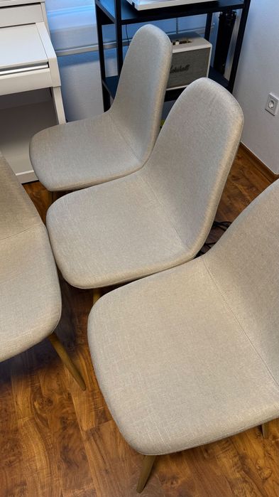 Продавам 4 столове