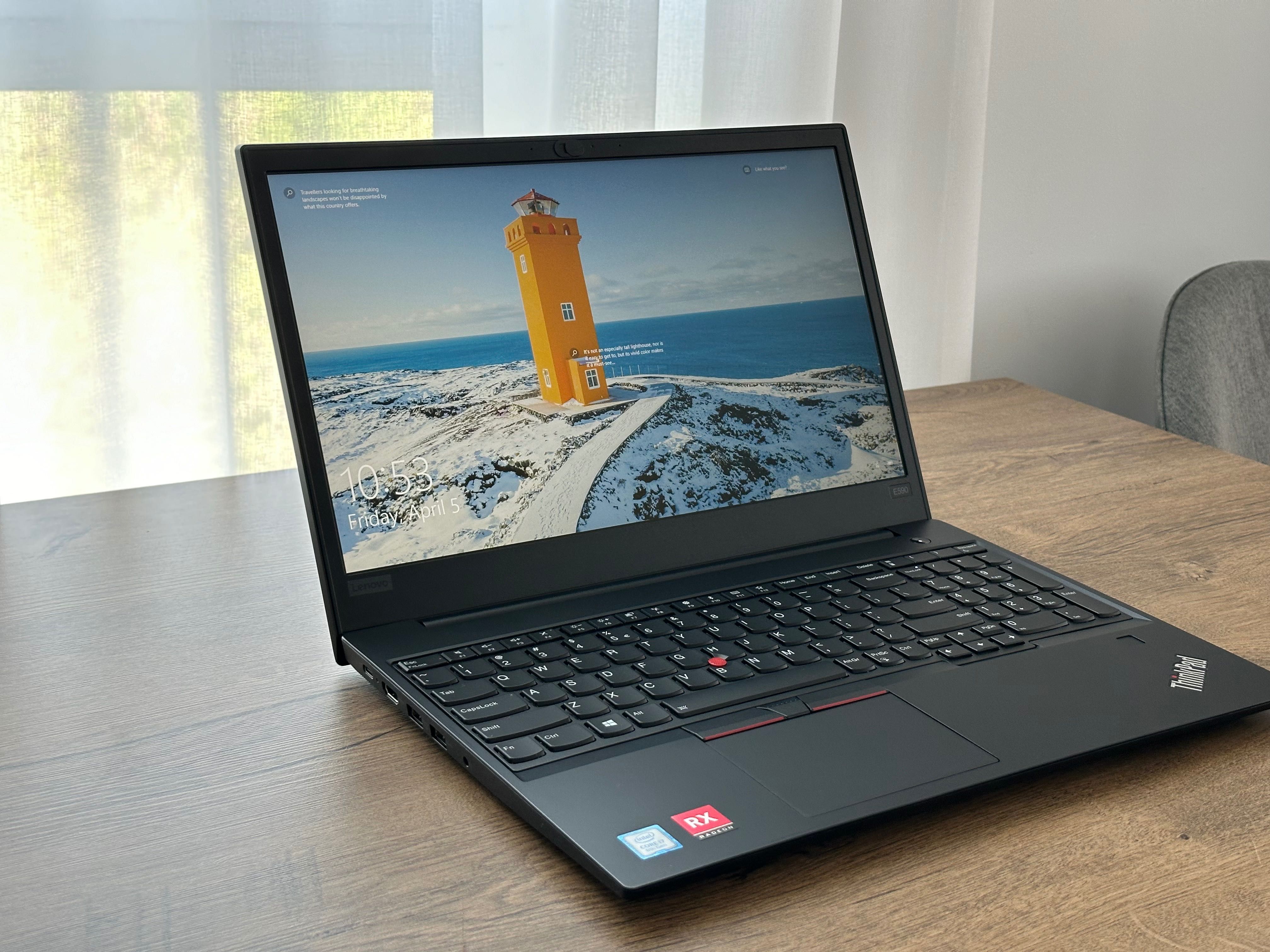 ThinkPad E590: i7, 32GB DDR4, 256GB SSD + 1TB HDD, RX550X, Win 11