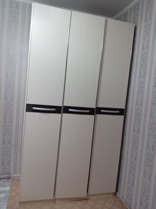 Отдам даром шкаф