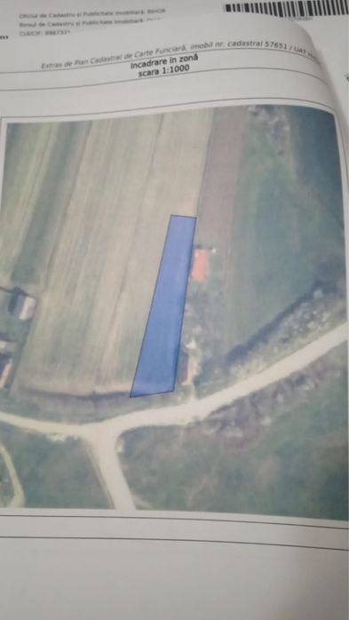 Vand teren intravilan loc de casa