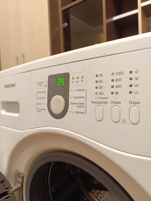 Стиральная машинка  автомат 5kg
