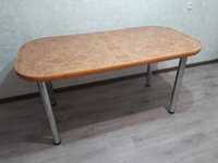 Продам кухонный стол в отличном состоянии,  длина 1,50 ширина 80