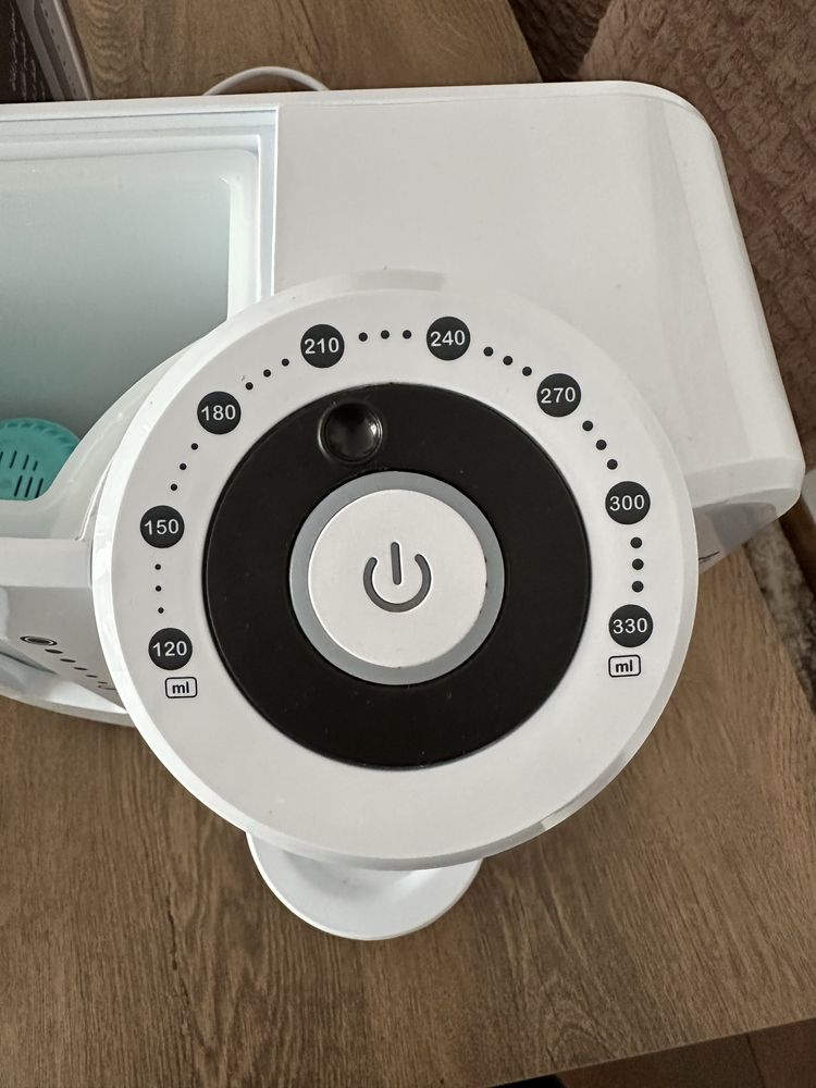 Уред за притотвяне на адаптирано мляко Tommee Tippee