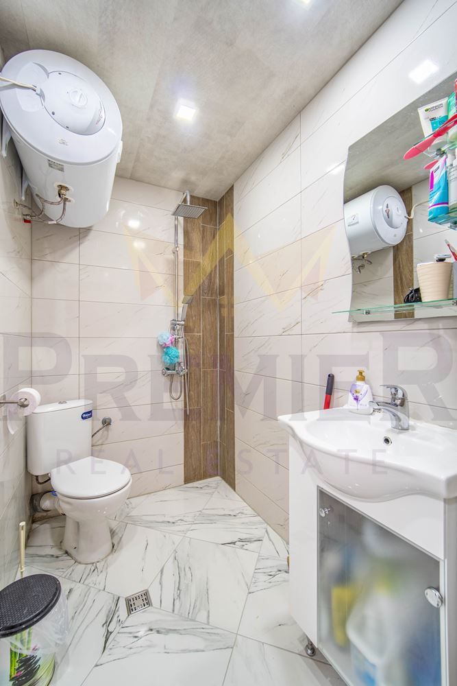 Продава се Двустаен апартамент в Варна, Гранд Мол Варна - 74 кв.м за 1892 €/кв.м - Снимка #8