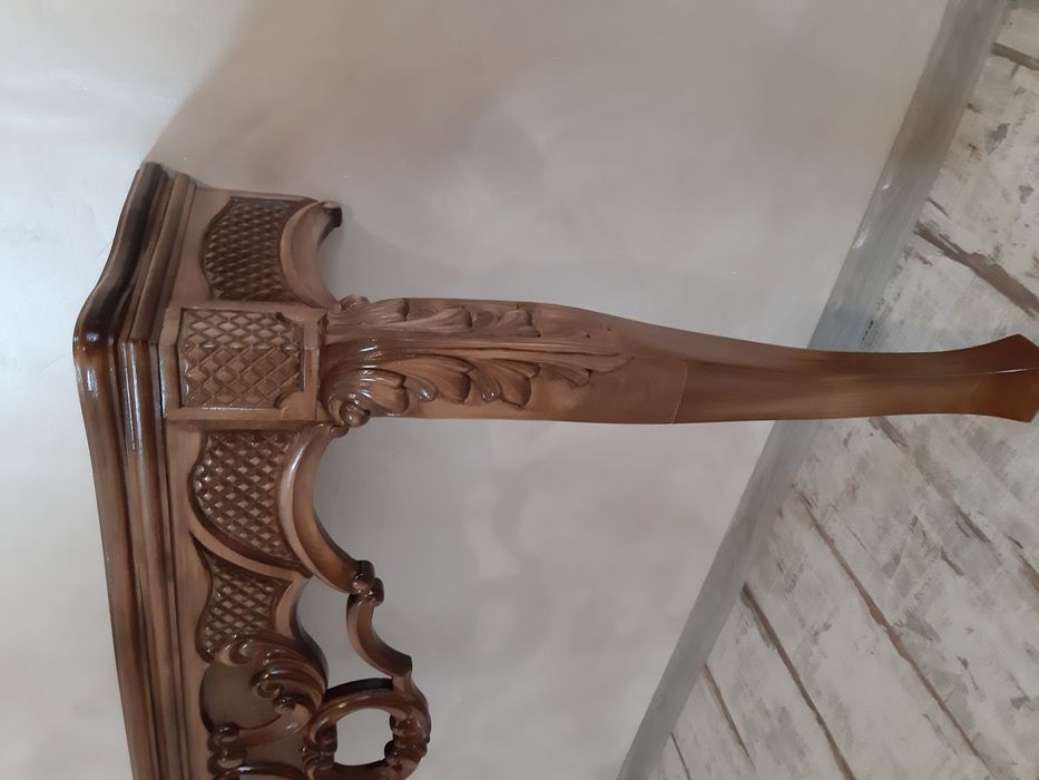 Consola lemn de tei