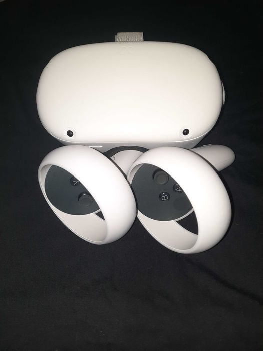 Meta Quest 2 - VR Headset