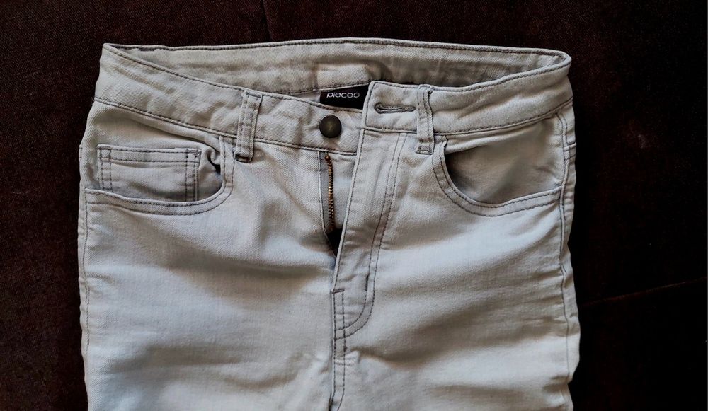 Дамски дънки размер 34-36