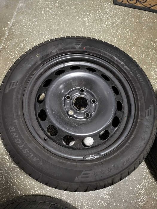 Jante r16 tabla cu cauciucuri de iarna