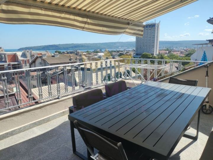 Дава се под наем Тристаен апартамент в Варна, ВИНС - 70 кв.м за 800 € - Снимка #10