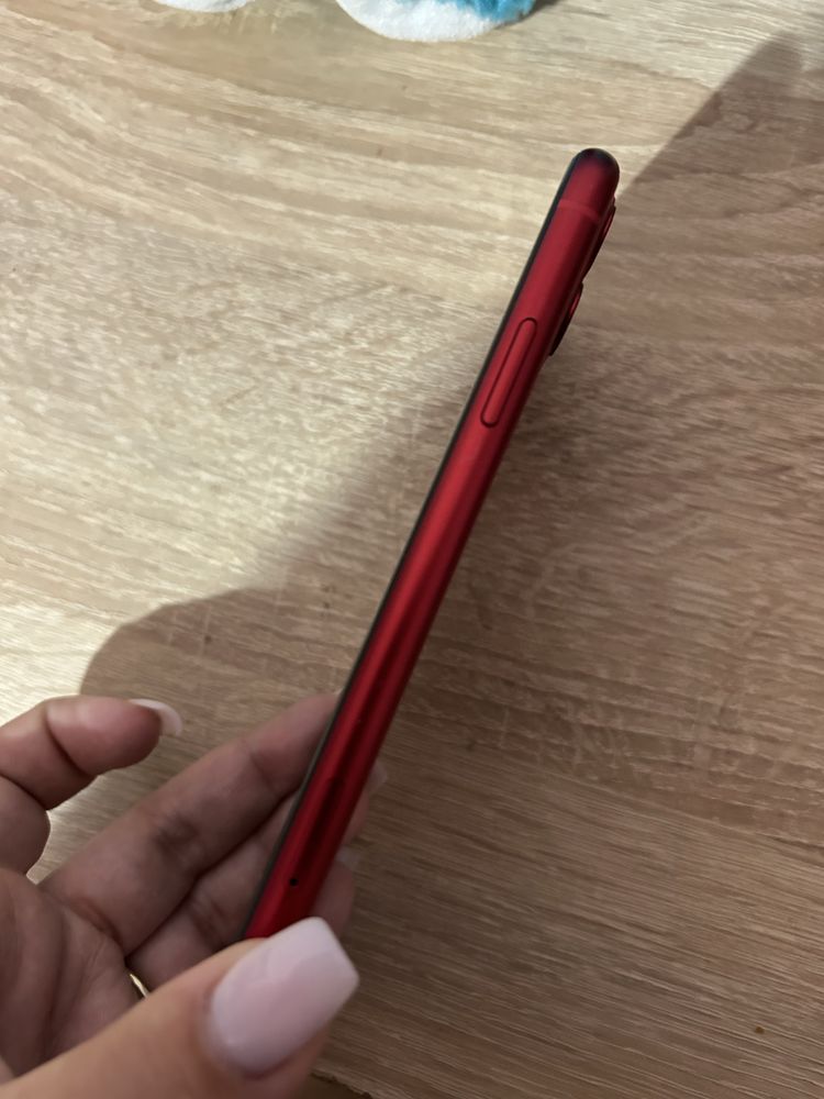 Iphone 11 Red 64 GB