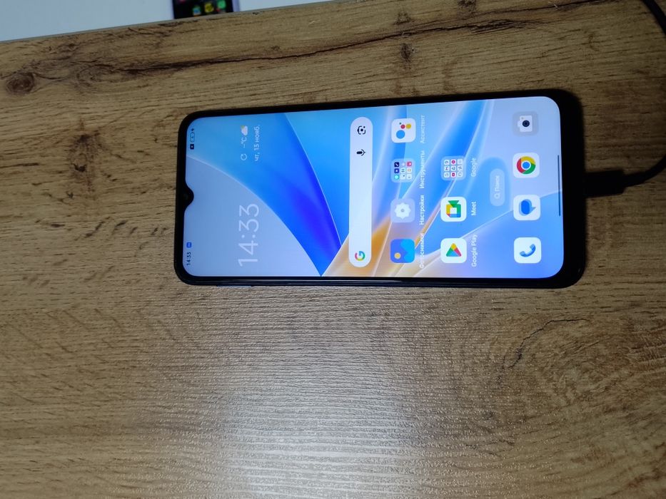 Продам телефон Oppo A17 память 64гб состояние отличное