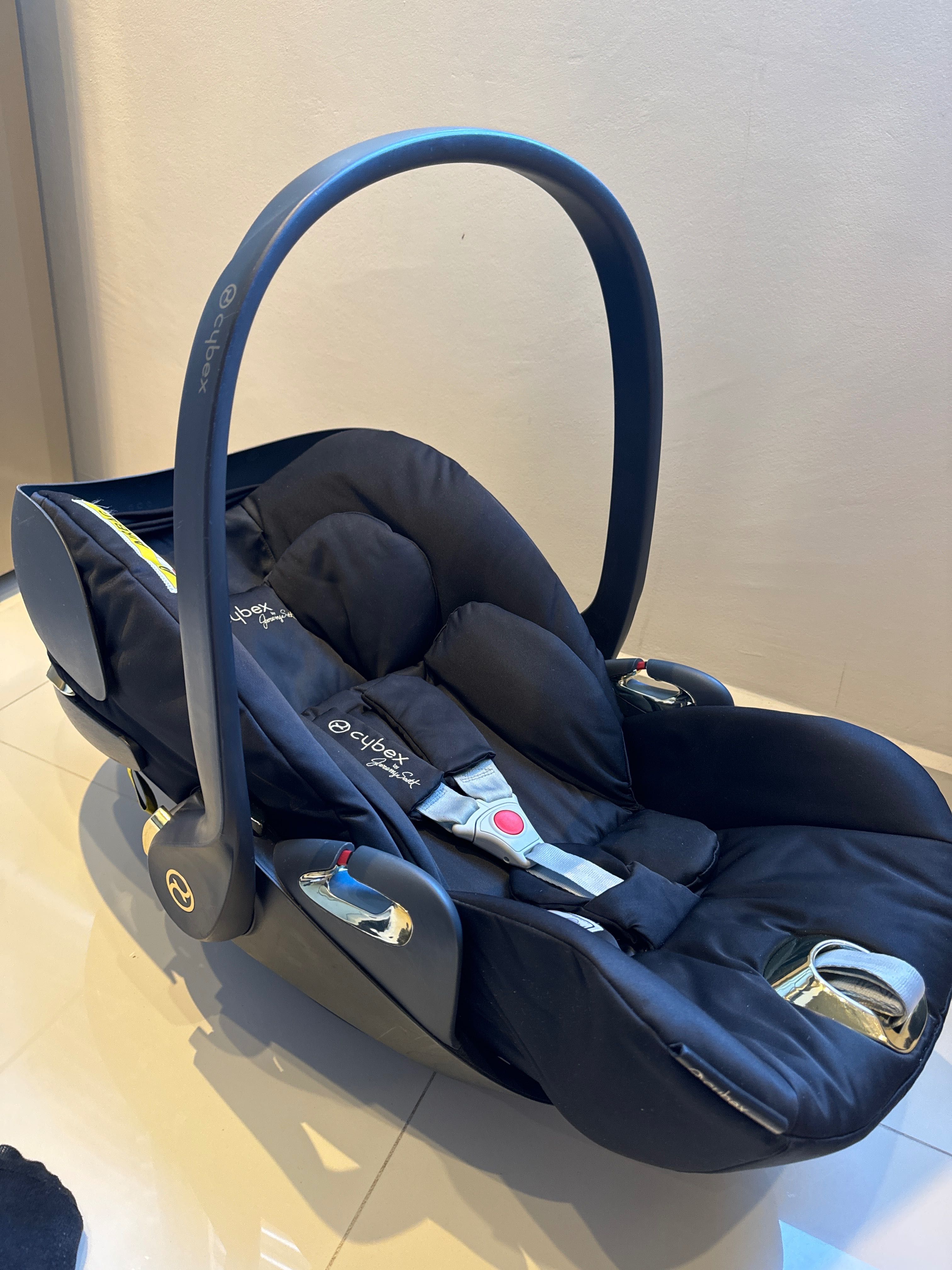 Кош за кола за новородено Cybex Jeremy Scott