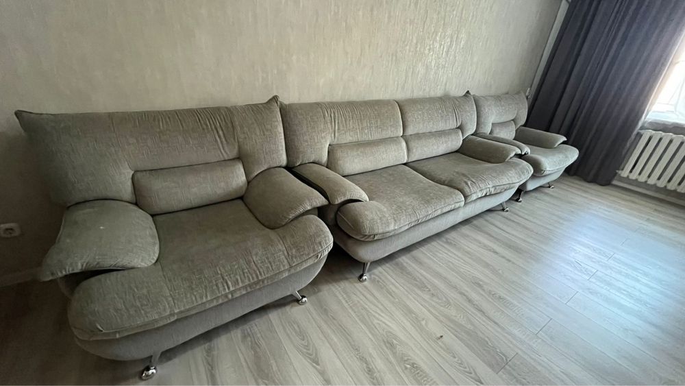 Диван с креслами