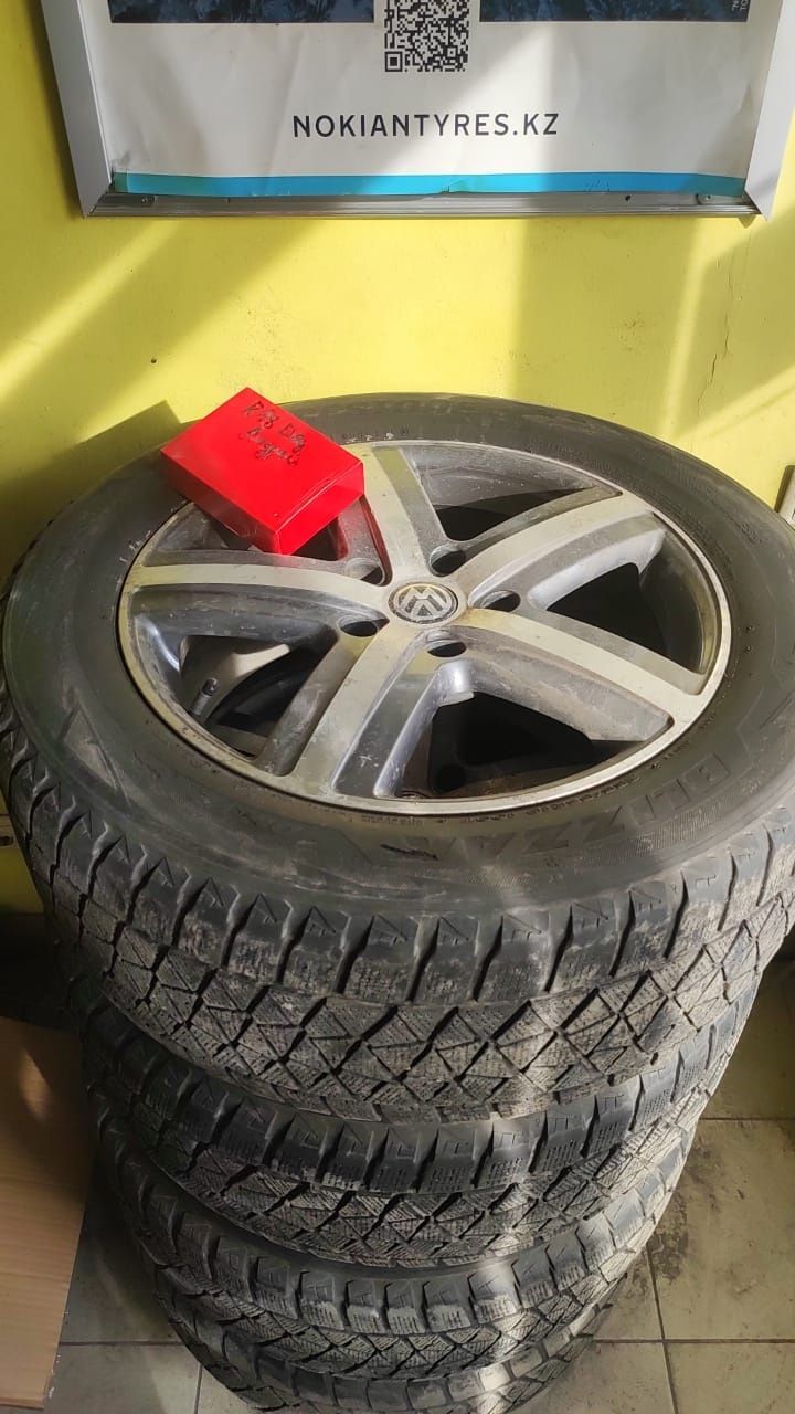 Диски на VW Touareg.