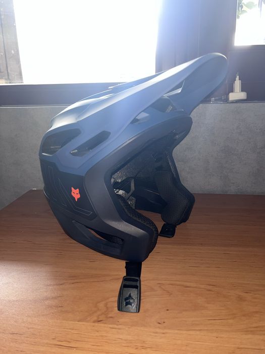 Каска helmet fox dropframe pro