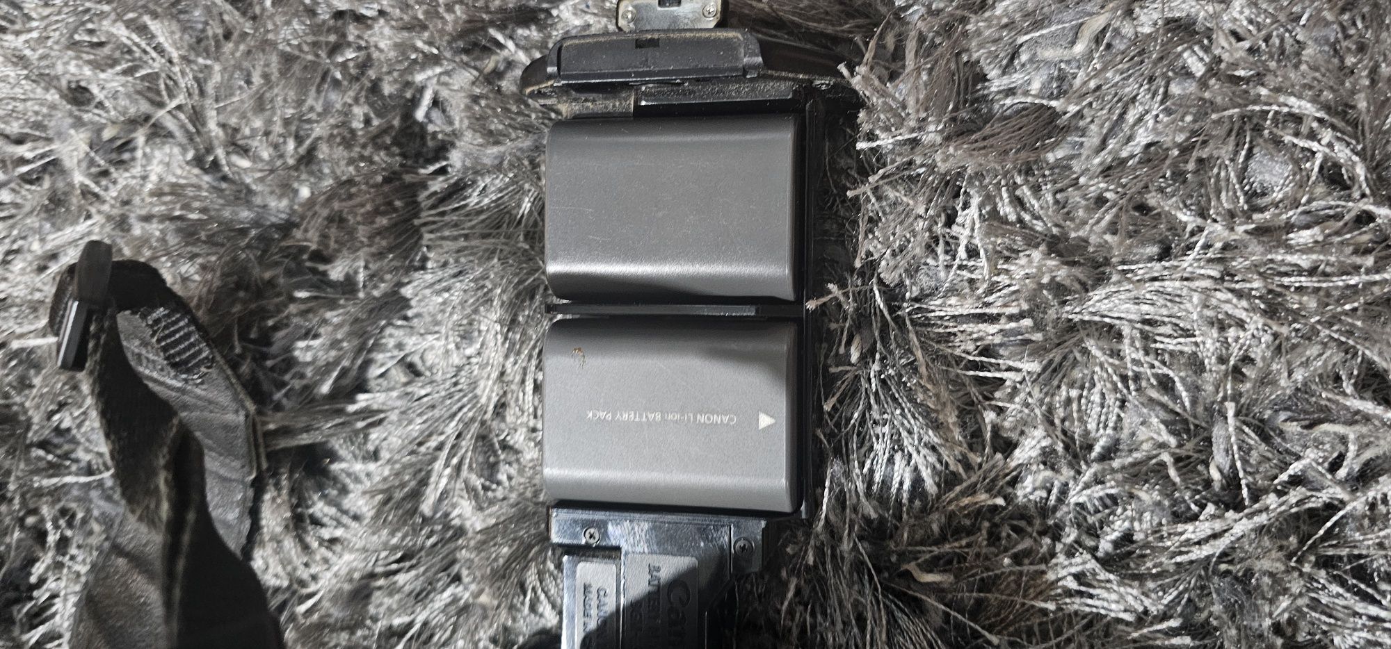 Canon 400D digital cu fusl battery grip