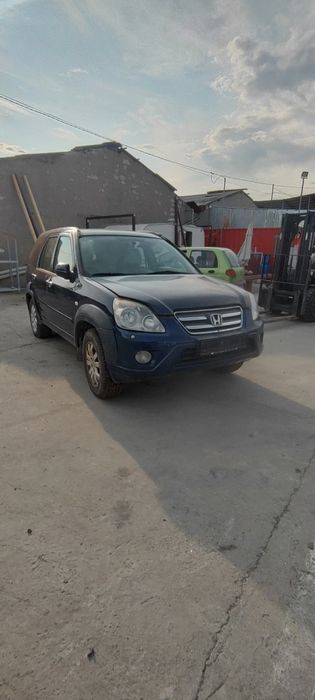 Dezmembrez Honda CR-V din anul 2005