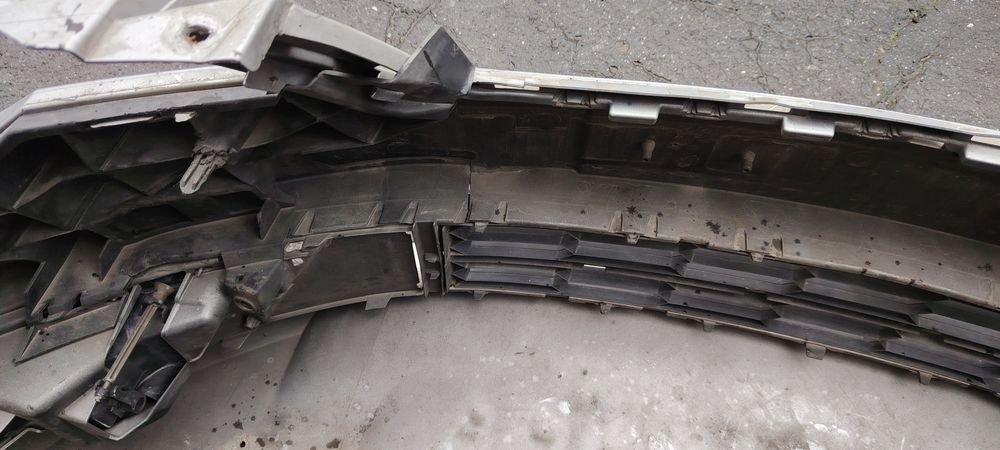 Bara fata Skoda superb 2 facelift 2014-2015