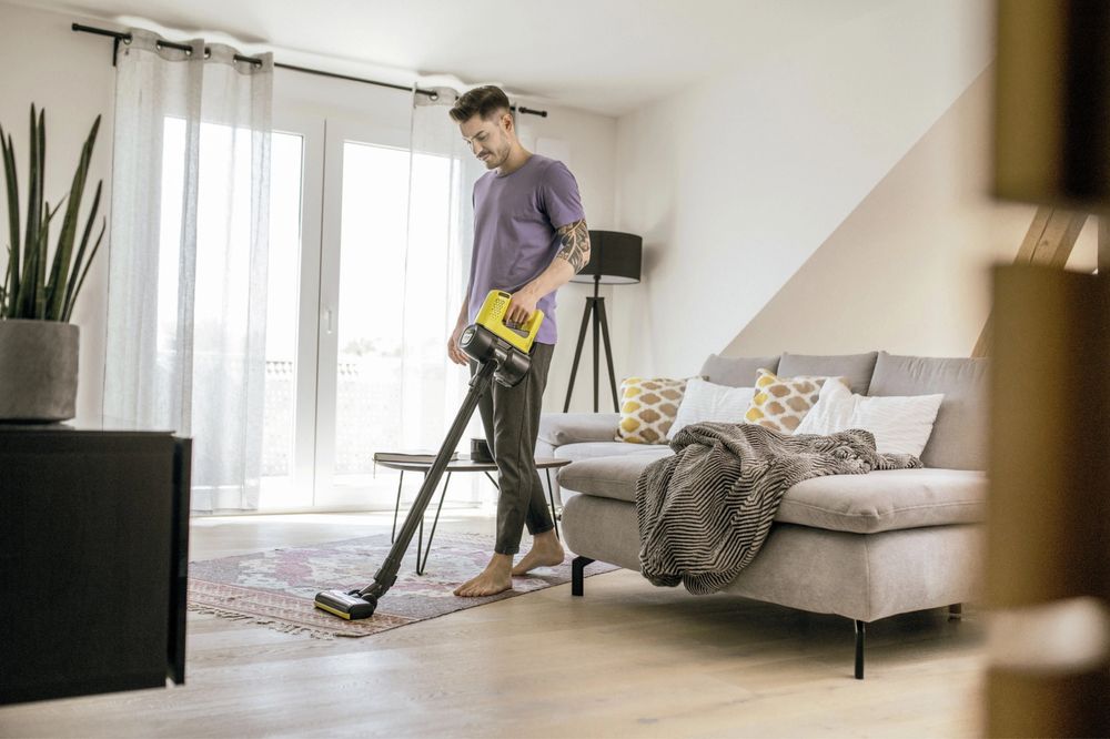 Аккумуляторный пылесос Karcher VC 4 Cordless