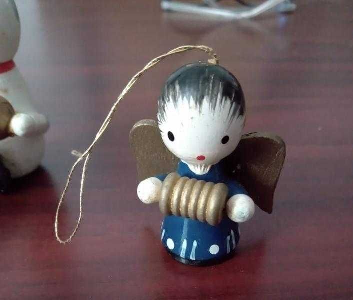 Decoratiuni lemn pom iarna