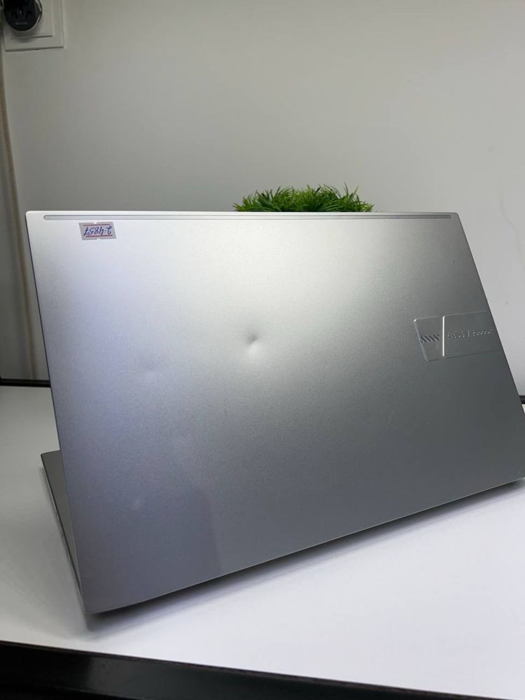 Asus VivoBook Core i5-11