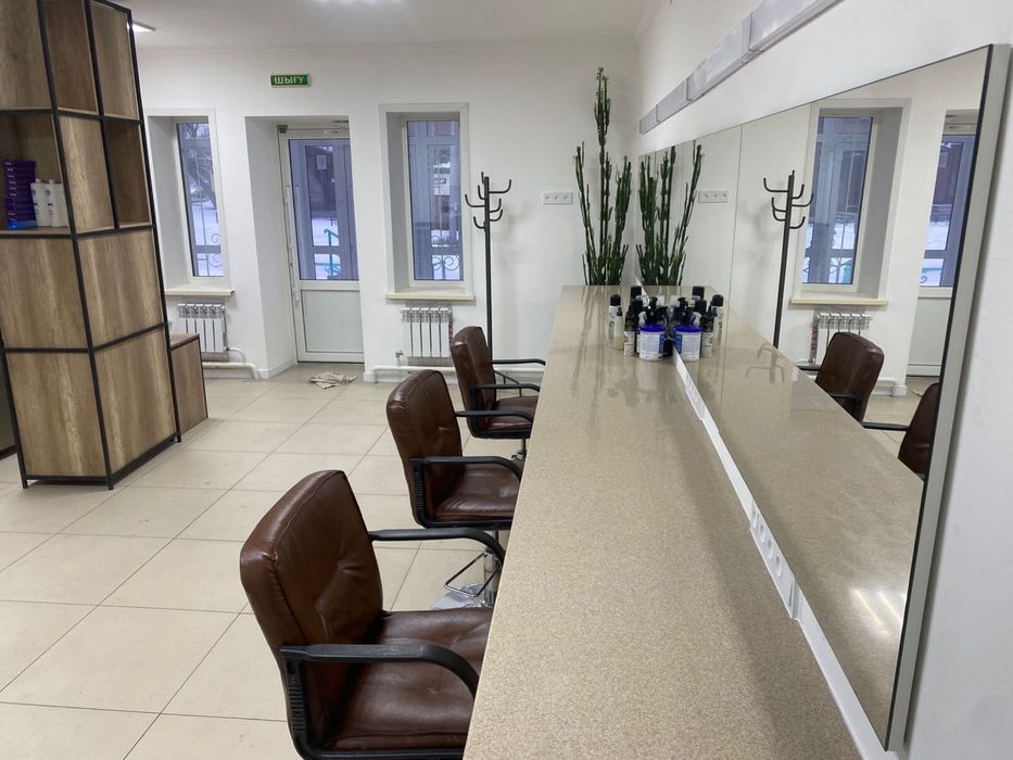 Сдам в аренду помещение салон красоты
