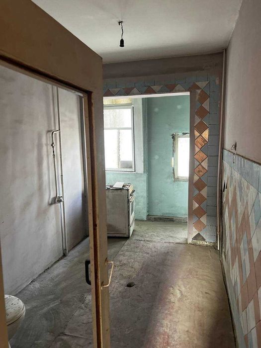 Чорсу Гулобод Версал 3 хона сотилади