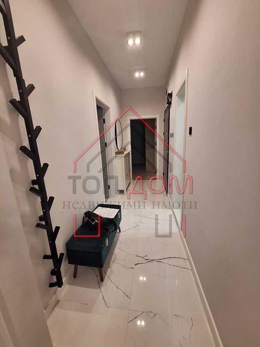 Дава се под наем Тристаен апартамент в Варна, Гръцка махала - 80 кв.м за 1300 € - Снимка #2