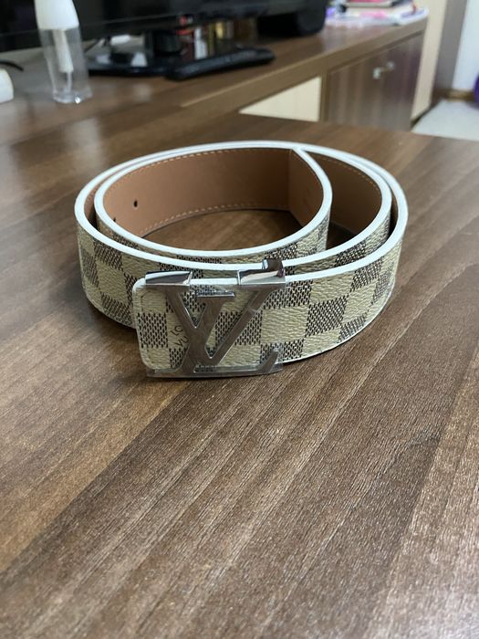 Curea Louis Vuitton LV