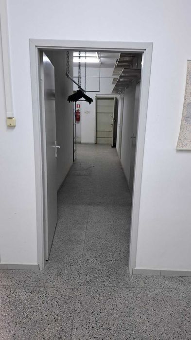 Дава под Наем Промишлено Помещение