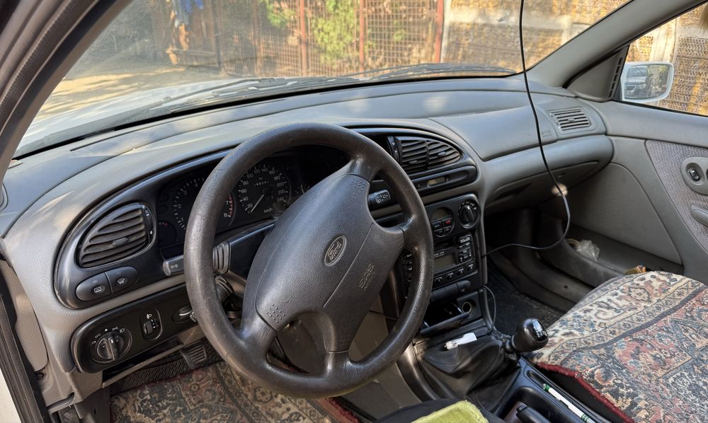 Vand ford mondeo 1.6 benzina