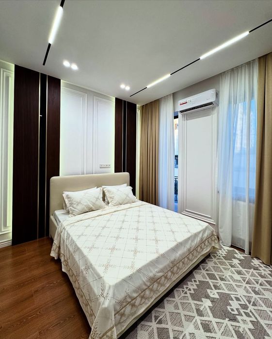 Продажа новый Евро Дом Таунхаус на Саламатина 1.3 сот 3 уровня

Локаци