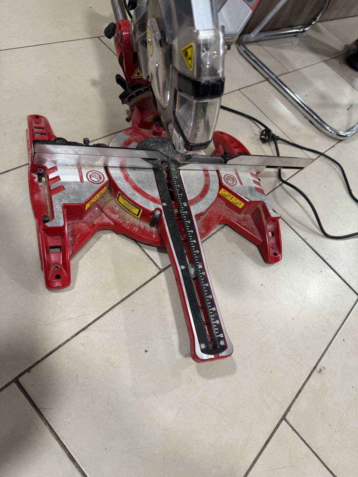 Продавам Настолен Циркуляр Einhell