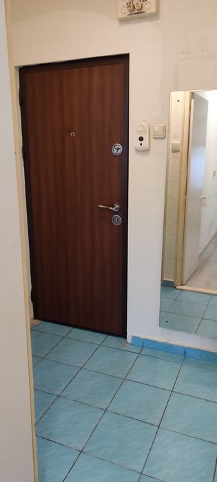 Inchiriez garsoniera