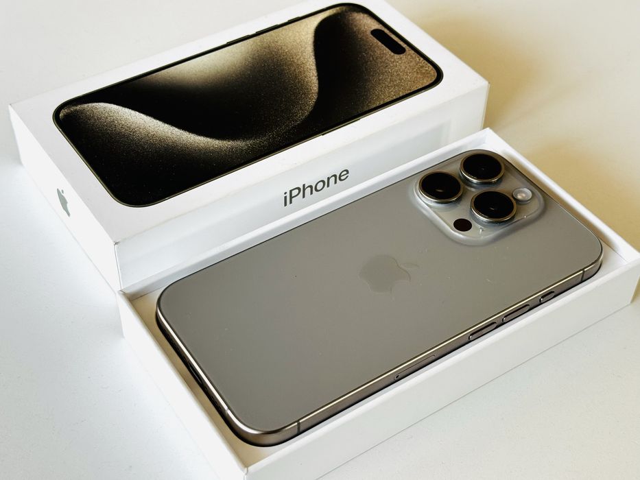 Iphone 15 Pro 256GB Natural Titanium Като нов! Гаранция 6 месеца