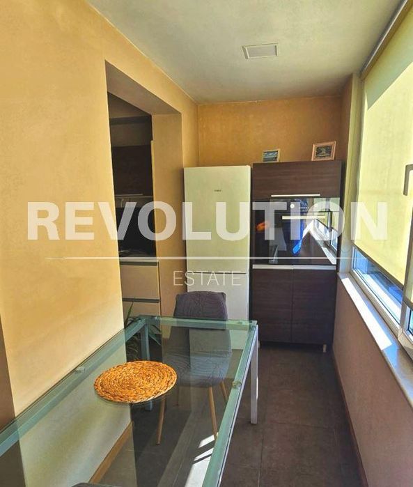 Дава се под наем Четиристаен апартамент в Варна, ВИНС - 110 кв.м за 1200 € - Снимка #2