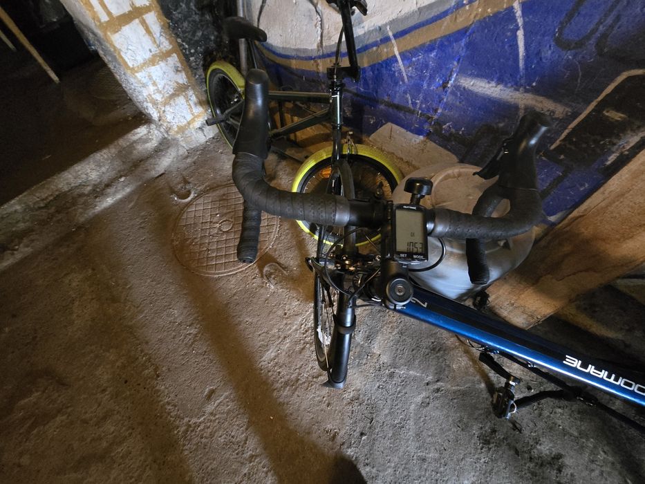 Vand bicicleta electrica si cursiera