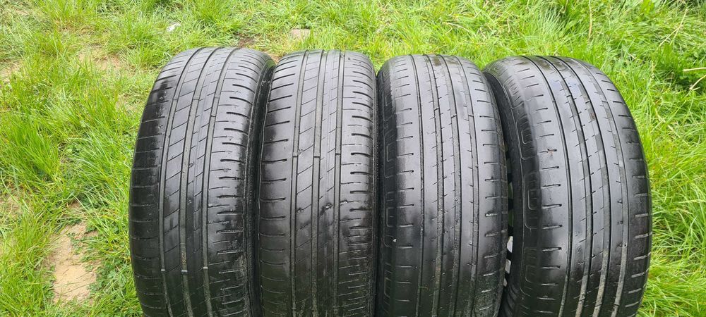 jante tabla 195/65/R15/vw golf 5 6/touran/audi a3/a4/octavia/