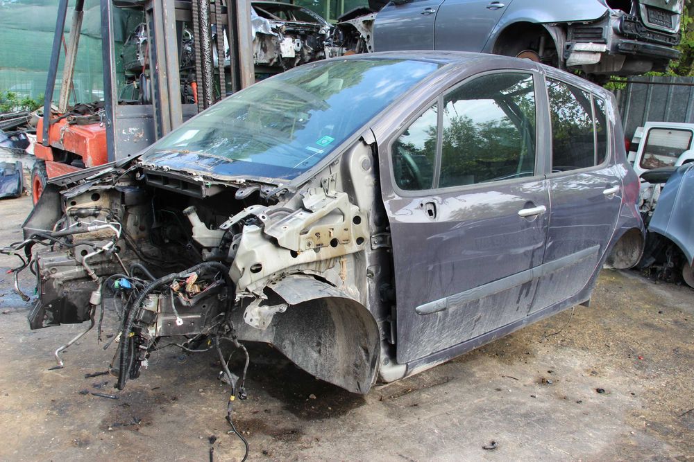 Рено Модус  1.5 DCI – само на части Renault Modus