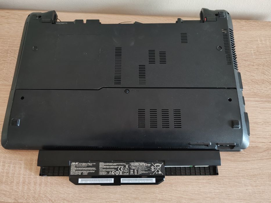 Лаптоп ASUS за части