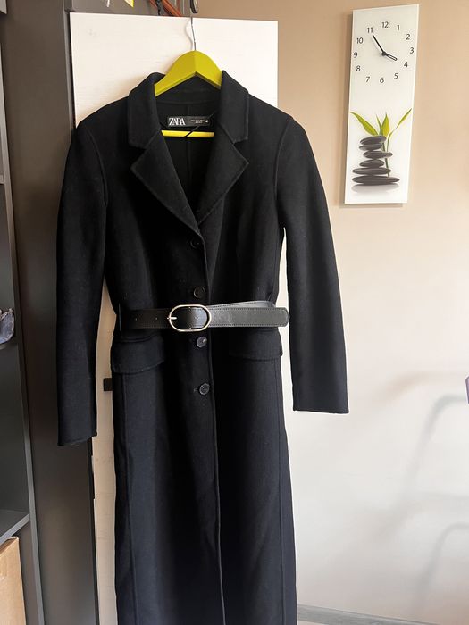 Палта на Zara и H&M