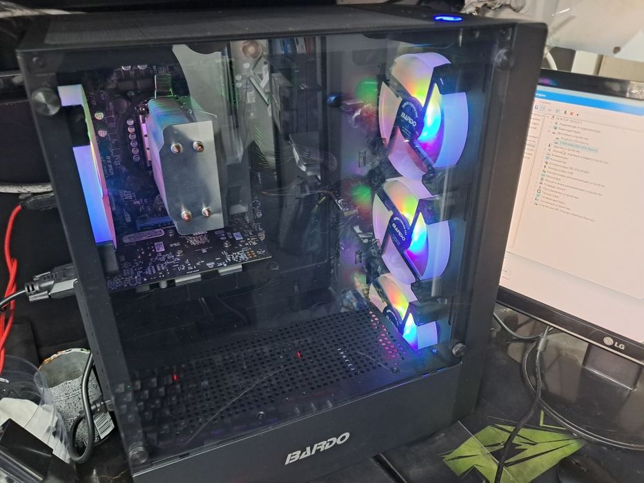 Тайёр Игровой кейс core  i7 . +Игровой клавиатура