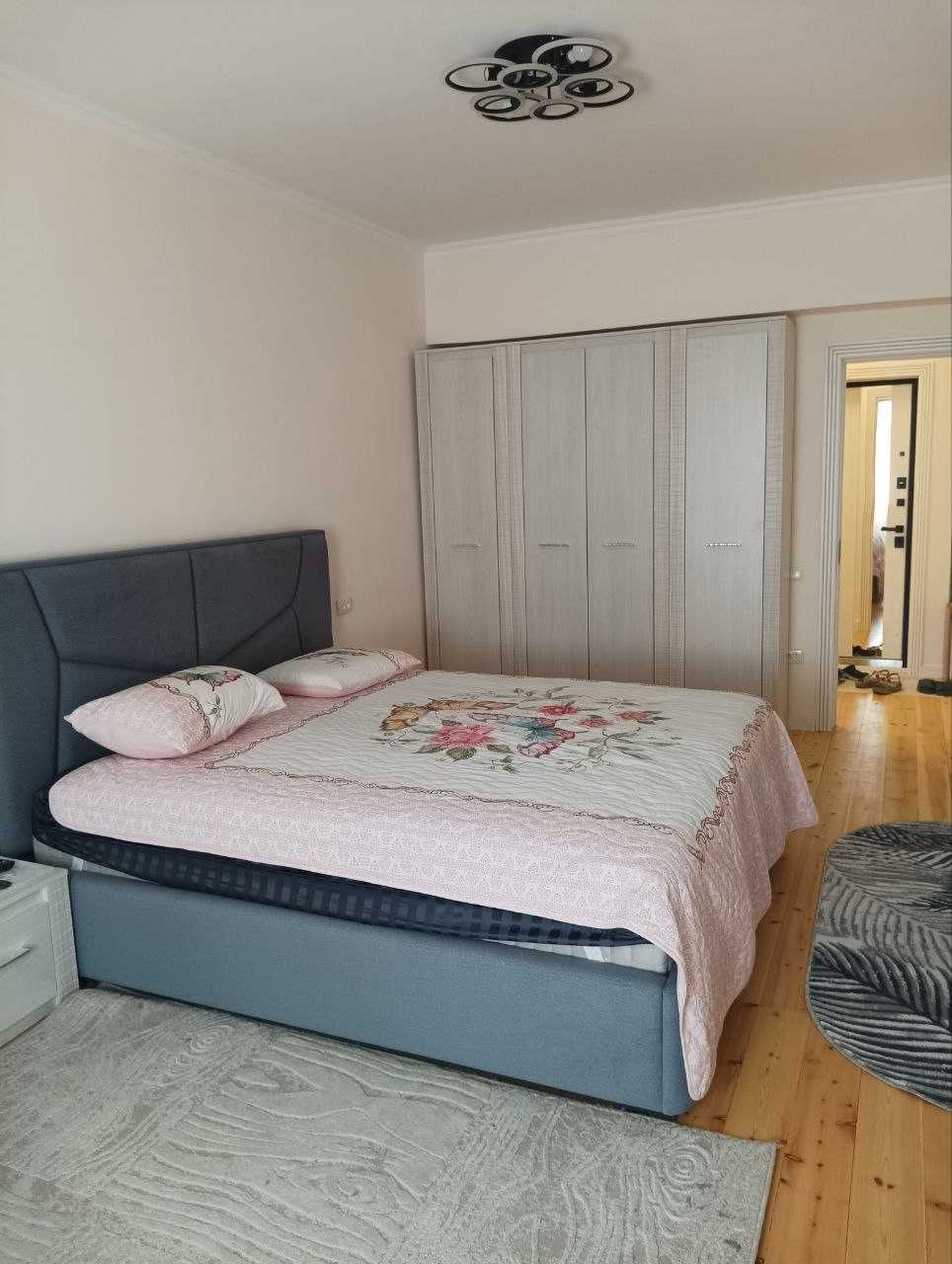 м.Космонавтов ЦУМ 2-комн 5/9 80 м² новый евроремонт мебель техника