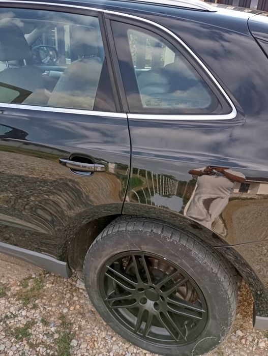 Vînd Q5 an 2010, Motor 2.0  TDI Quattro , Automata 7+1, i