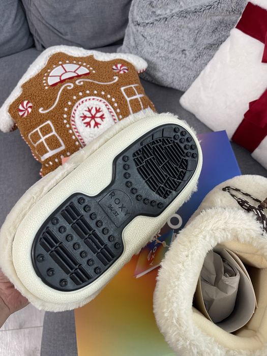 Нови апрески ROXY